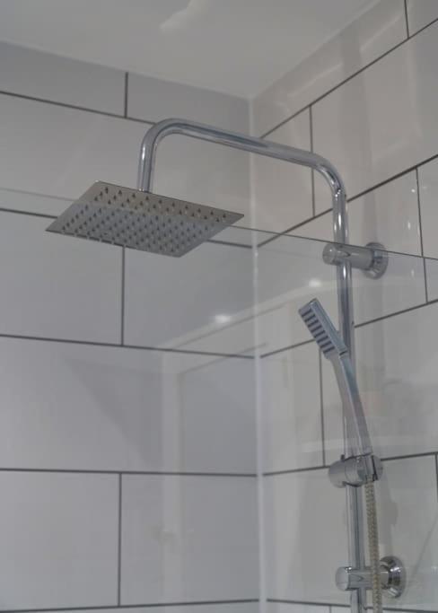 Stunning Luxury 2 Bed Apartment With En-Suite In Wokingham City Centre Luaran gambar